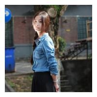 云肩舞者